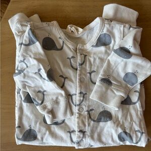 GAP Gray Whale Print Kids Pajama Set